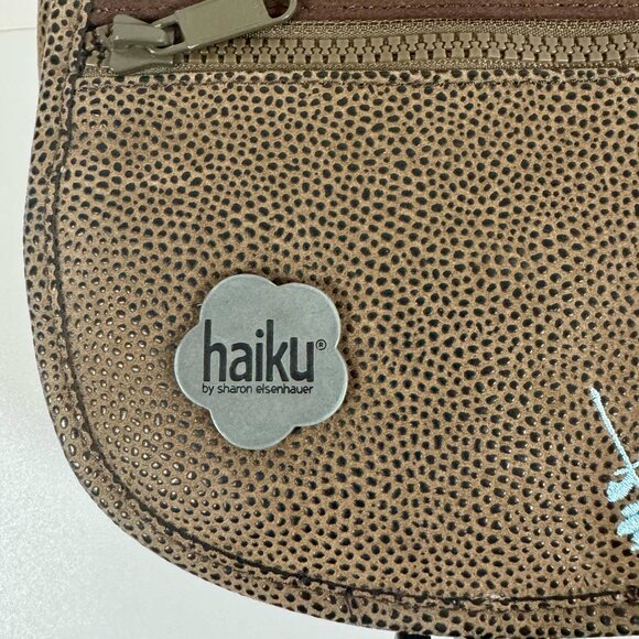 Haiku Crossbody Purse Vegan Pebble Leather Green Strap Floral - Picture 3 of 9